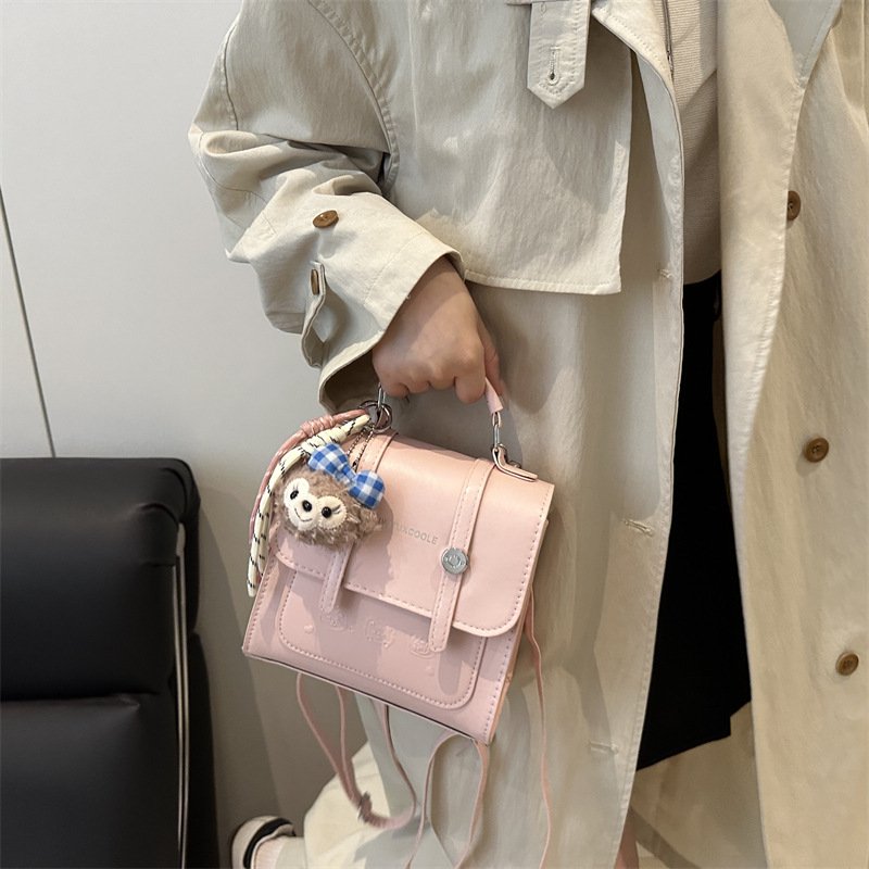 Textured small handbag for women, trendy commuting shoulder handbag - Image 2