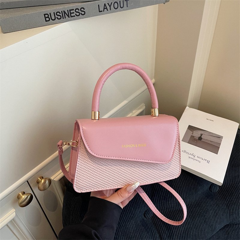 Fashionable retro small square bag niche design women's armpit bag retro Maillard commuting shoulder small square bag