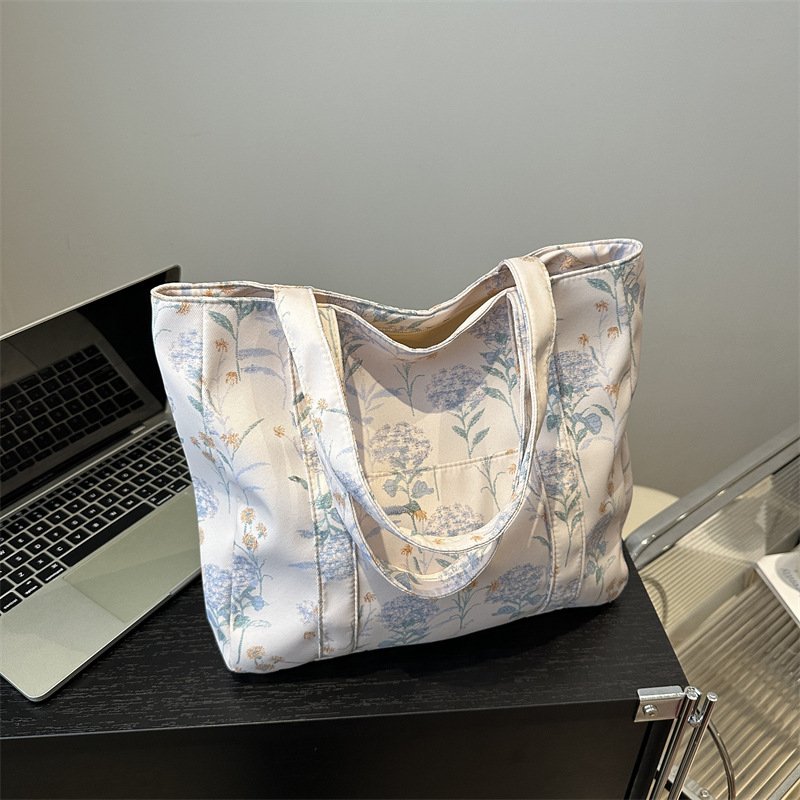 Gentle and fashionable handbag, stylish one-shoulder underarm bag, make-up commuter tote bag, casual bag