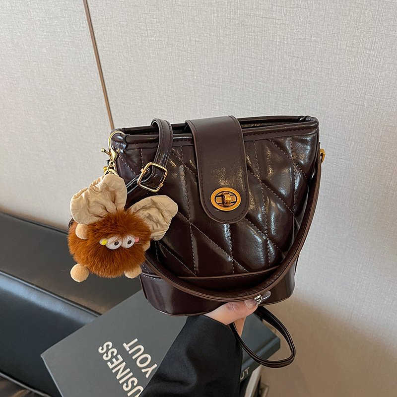 Casual retro small bag for women, versatile crossbody bag, fashionable super popular handbag, bucket bag for women