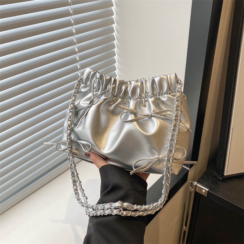 Pleated Fashion Casual Bag Versatile Shoulder Crossbody Bag Chain Bucket Bag for Women