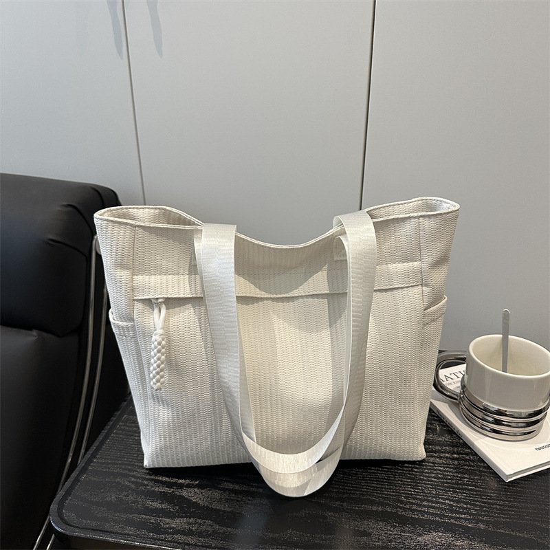 Commuting large-capacity student class handbag for work one-shoulder armpit cloth bag high-end tote bag
