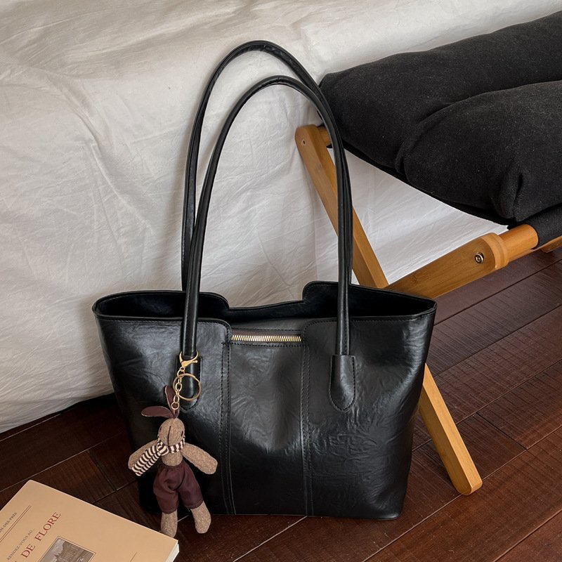 High-end large-capacity bag for women, versatile shoulder bag for commuting, fashionable handheld tote bag