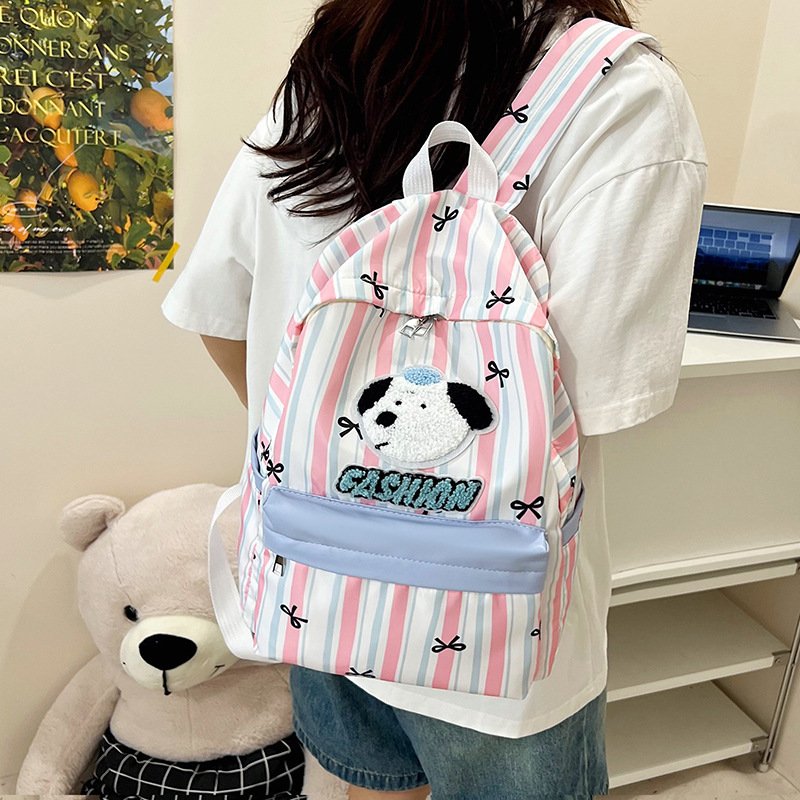 Fashionable hand-carrying small square bag, large capacity, simple shoulder bag, temperament, versatile, western style cross-body bag for women