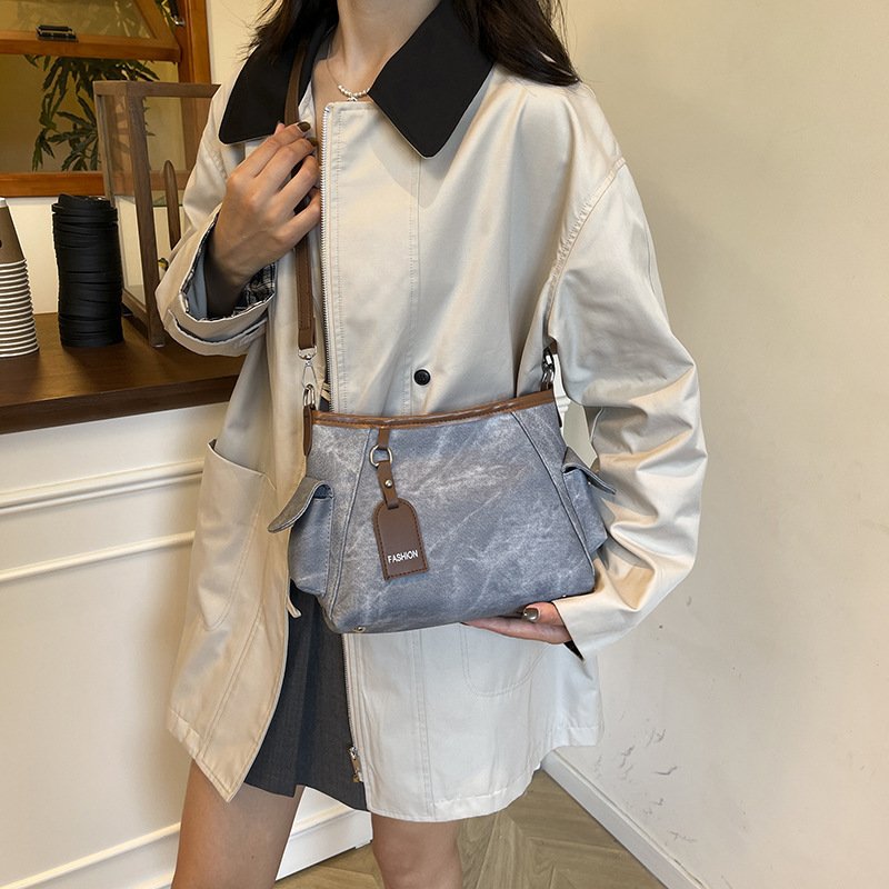 Light luxury portable bucket bag women's bag autumn stitching contrasting color shoulder bag commuter crossbody bag