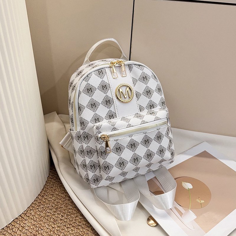 High-end travel backpack, women??s letter bag, fashionable outing, large-capacity women??s mommy backpack