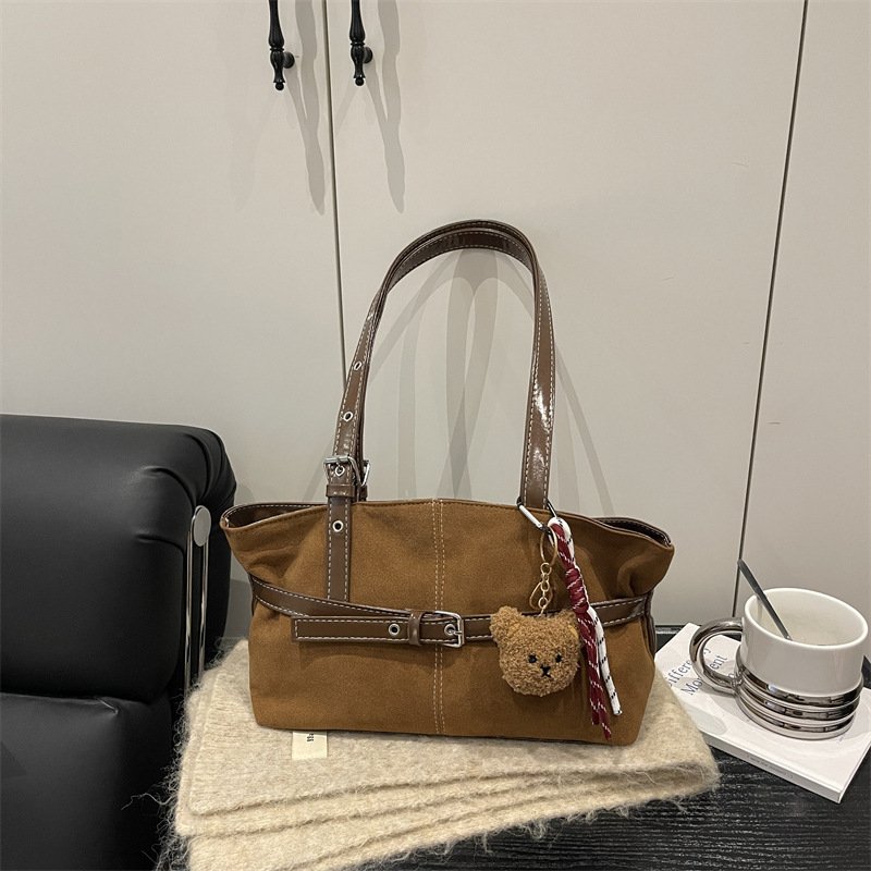 High-end commuter armpit bag, fashionable large-capacity shoulder bag, seasonal niche and versatile tote bag