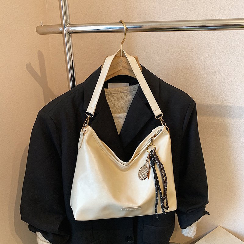 High-end armpit bag, fashionable and versatile shoulder crossbody bag, retro large-capacity handheld tote bag